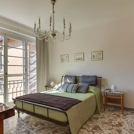 - Santa Maria Balcony Апартаменты