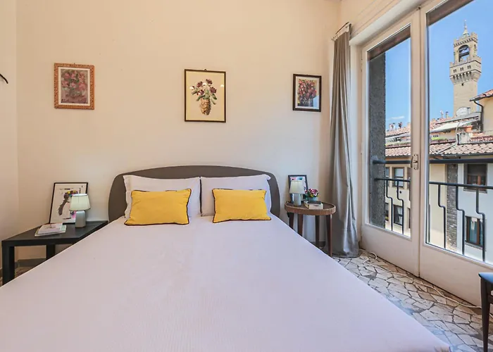 - Santa Maria Balcony * Firenze